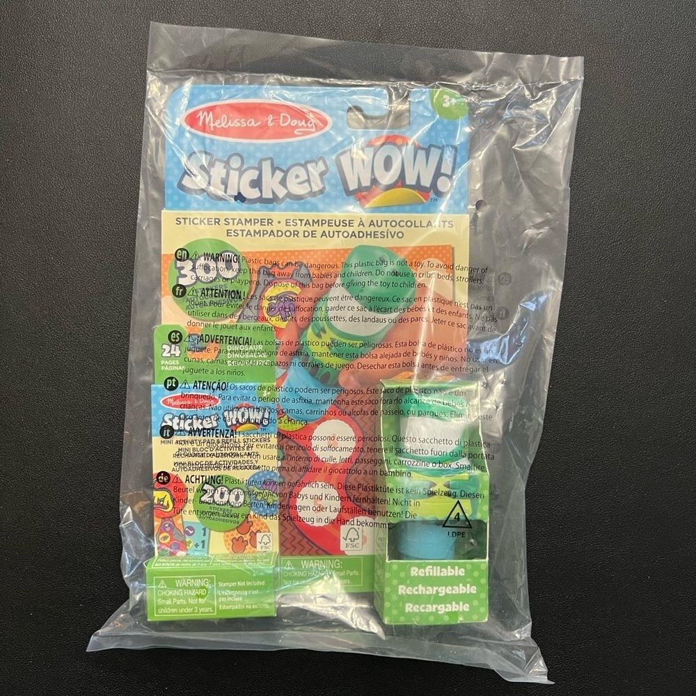 Melissa & Doug Sticker WOW! Set and 200 sticker refill